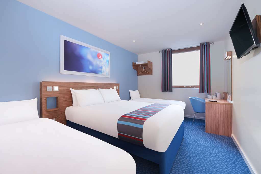 Travelodge Carlisle Todhills Стая снимка