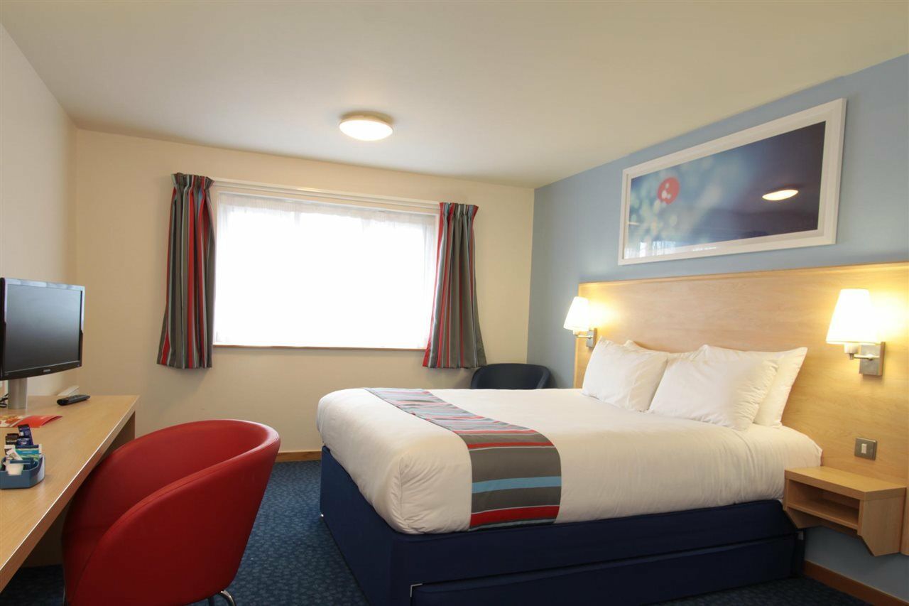 Travelodge Carlisle Todhills Екстериор снимка